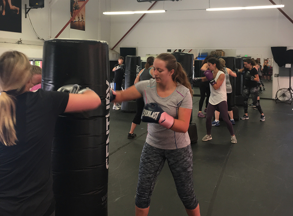 kickboxing group class in santa cruz